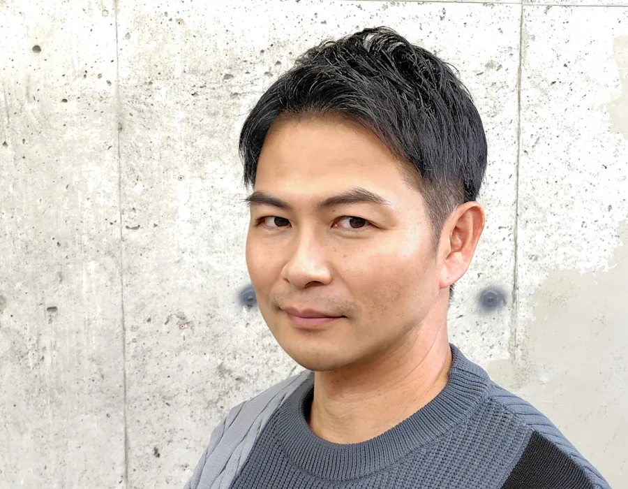大人のツーブロック・アップバング